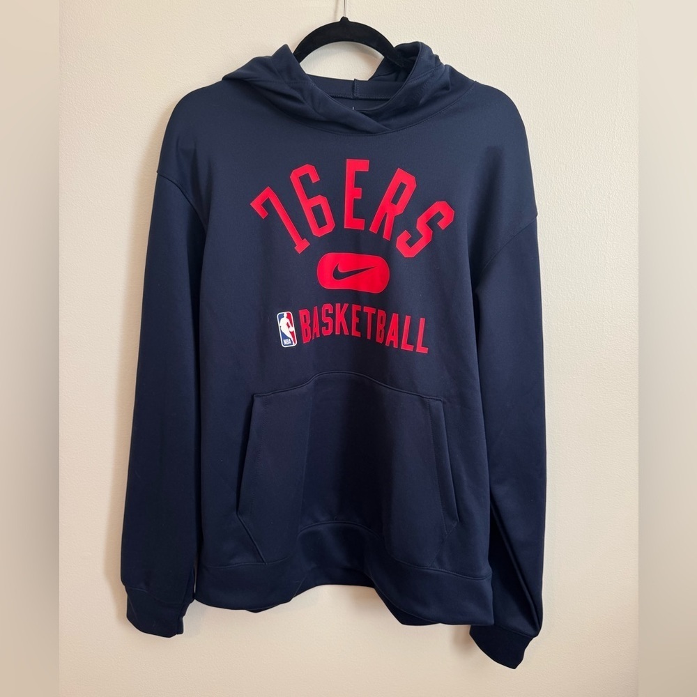 Philadelphia 76ers Nike Navy Spotlight On Court Performance Pullover Hoodie